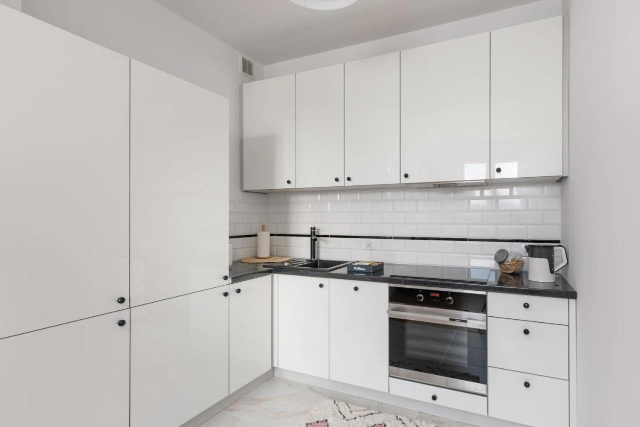 Przestronny Apartament Z Widokiem Na Miasto W Warszawie Warszawa Zewnętrze zdjęcie